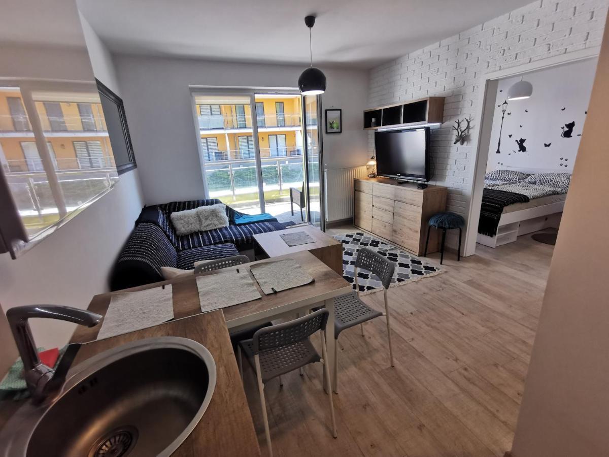 Apartament Julia Apartment Kolobrzeg Exterior photo